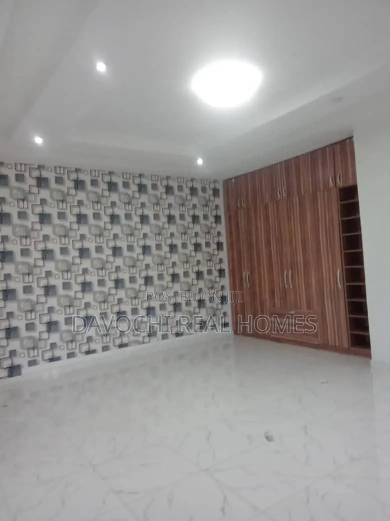 4bdrm Duplex in Orchid Road, Lekki for sale in Lekki