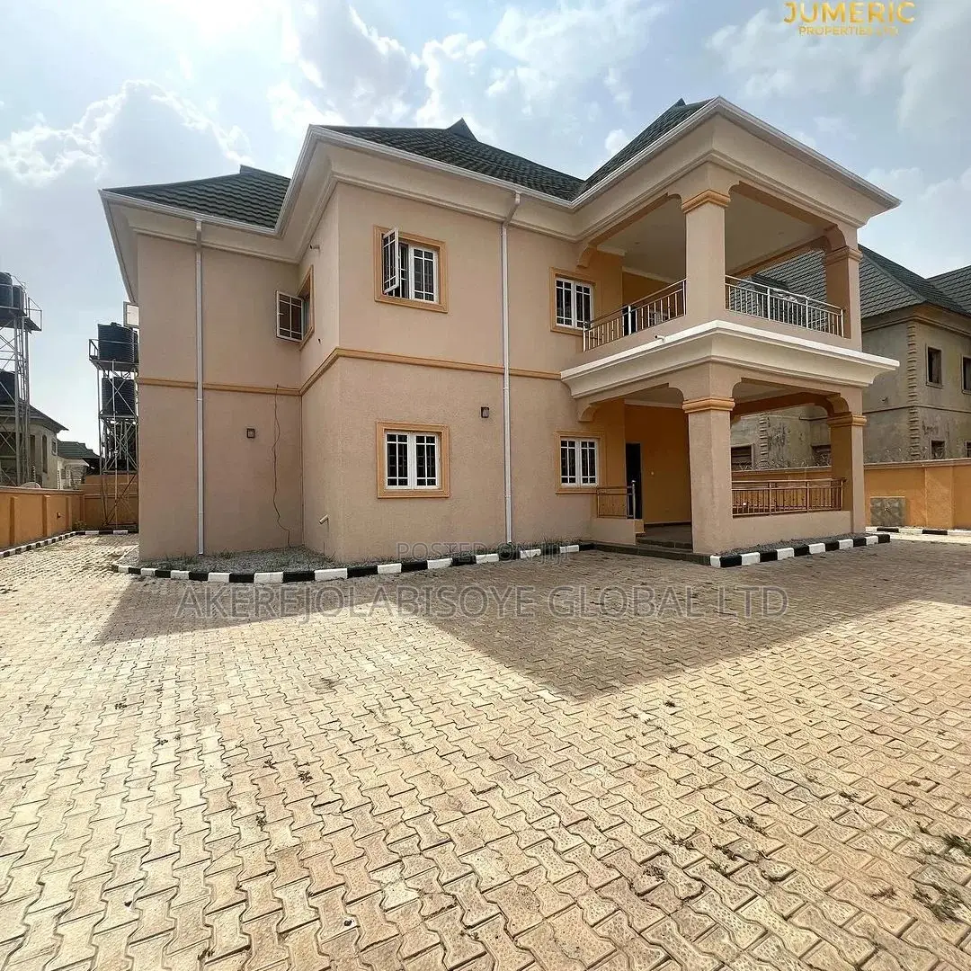 4bdrm Duplex in In An Estate for sale in Life Camp