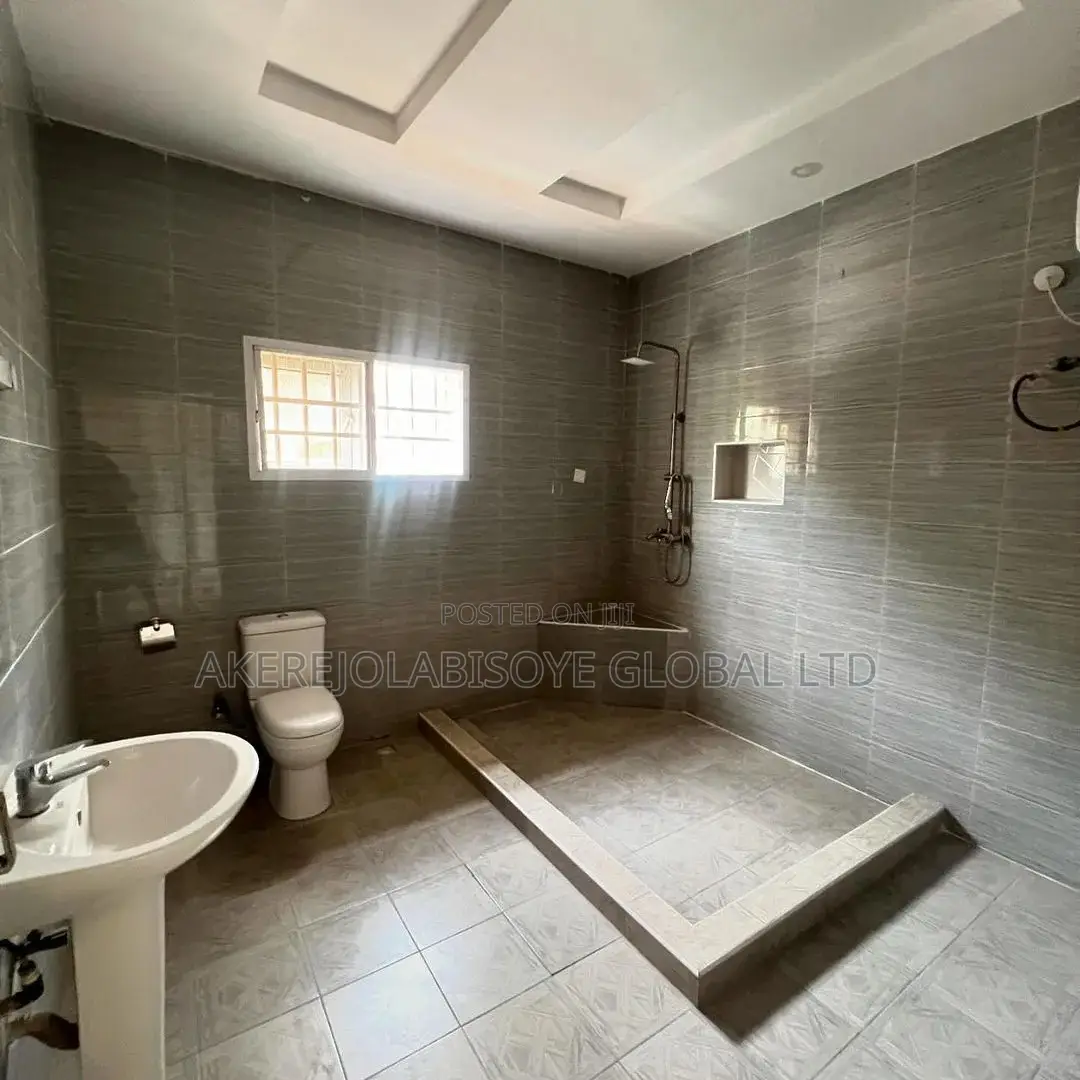 4bdrm Duplex in In An Estate for sale in Life Camp