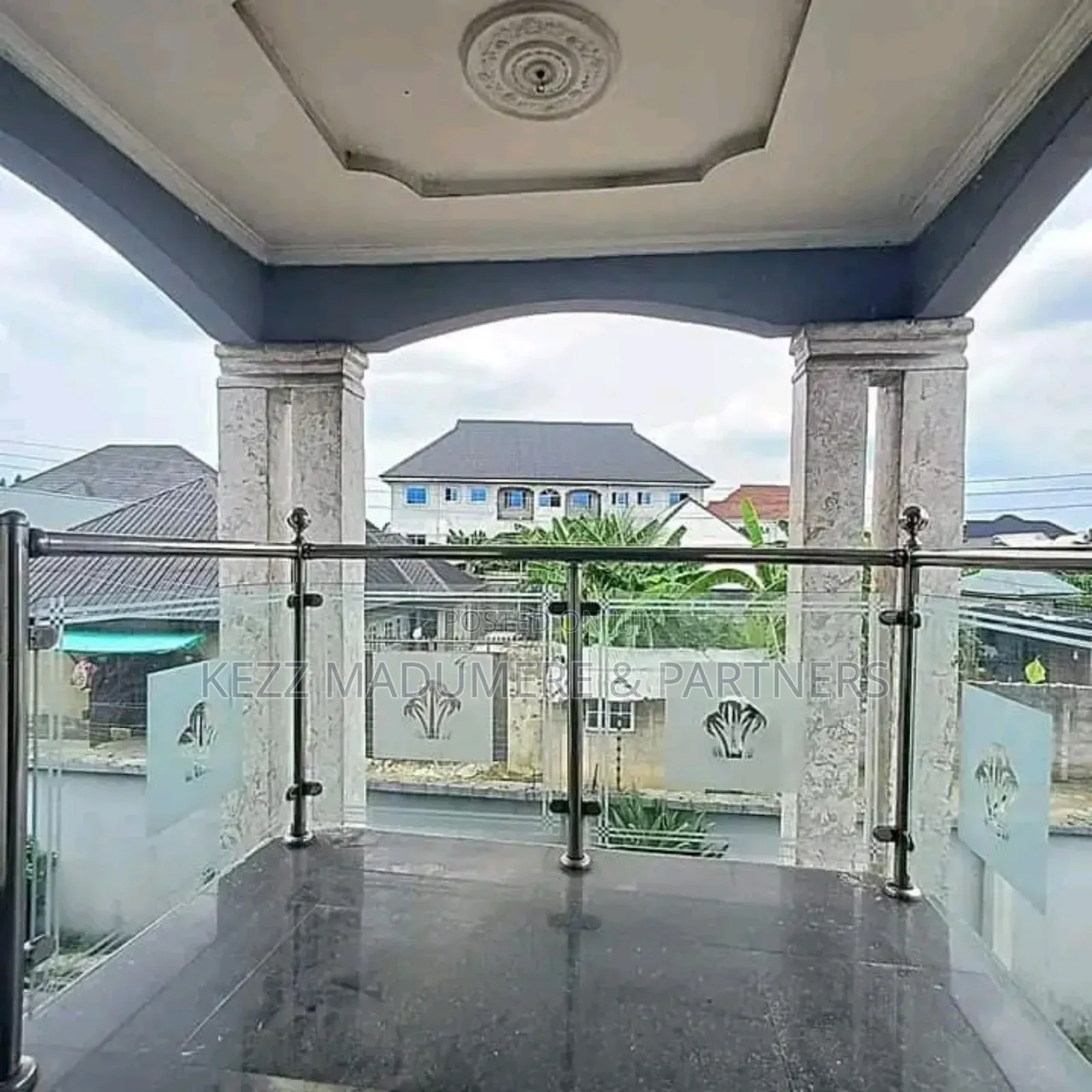 5bdrm Bungalow in Iwofe Road , Port for sale in Port-Harcourt