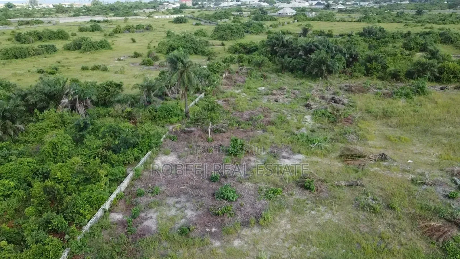 6 Plots Distress Offer at Lekki Town in Eleko