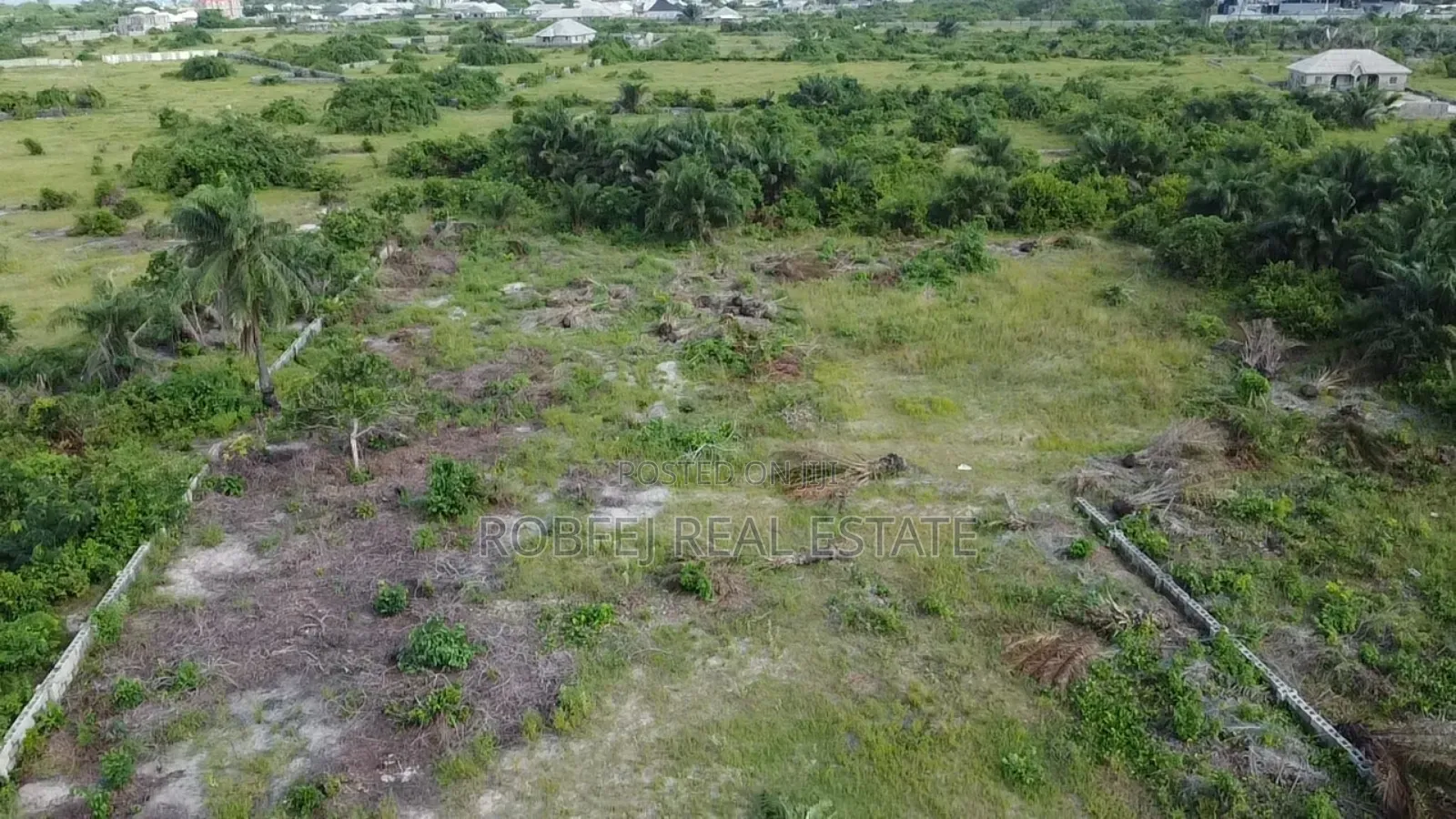 6 Plots Distress Offer at Lekki Town in Eleko
