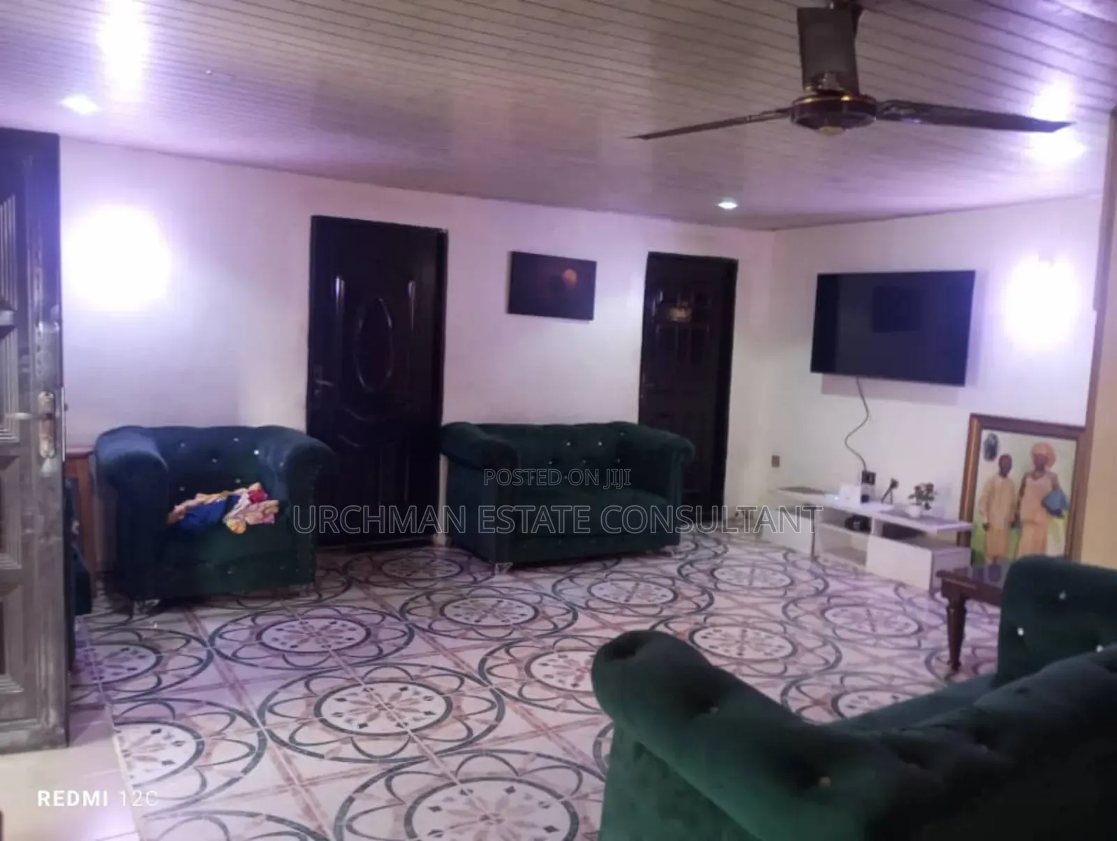 4bdrm Bungalow in Satellite Town Close for sale in Satellite Town