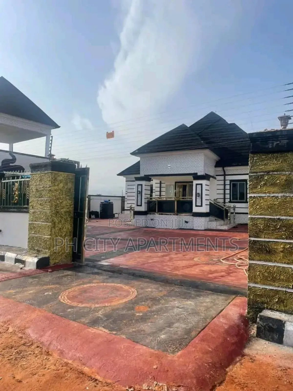 2bdrm Duplex in GRA Phase 3 / Port-Harcourt for rent in GRA Phase 3 / Port-Harcourt
