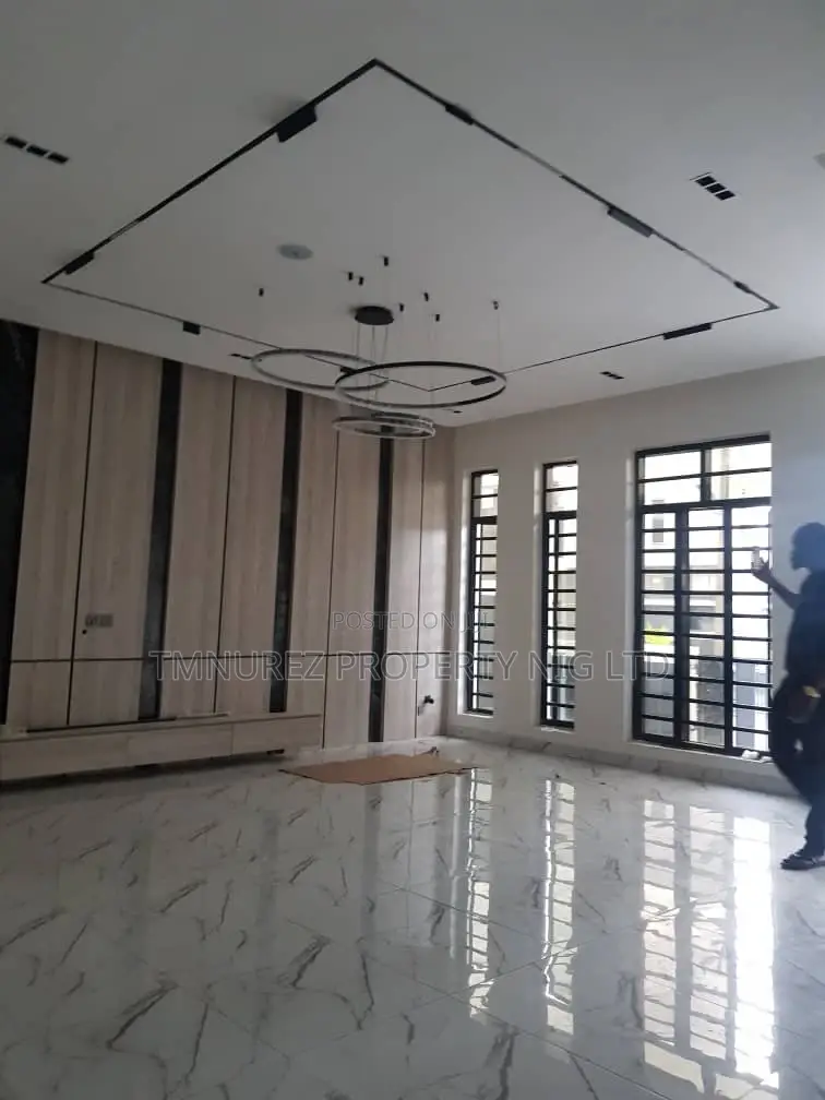 5bdrm Duplex in Orchid Zone 2, Lekki for sale in Lekki