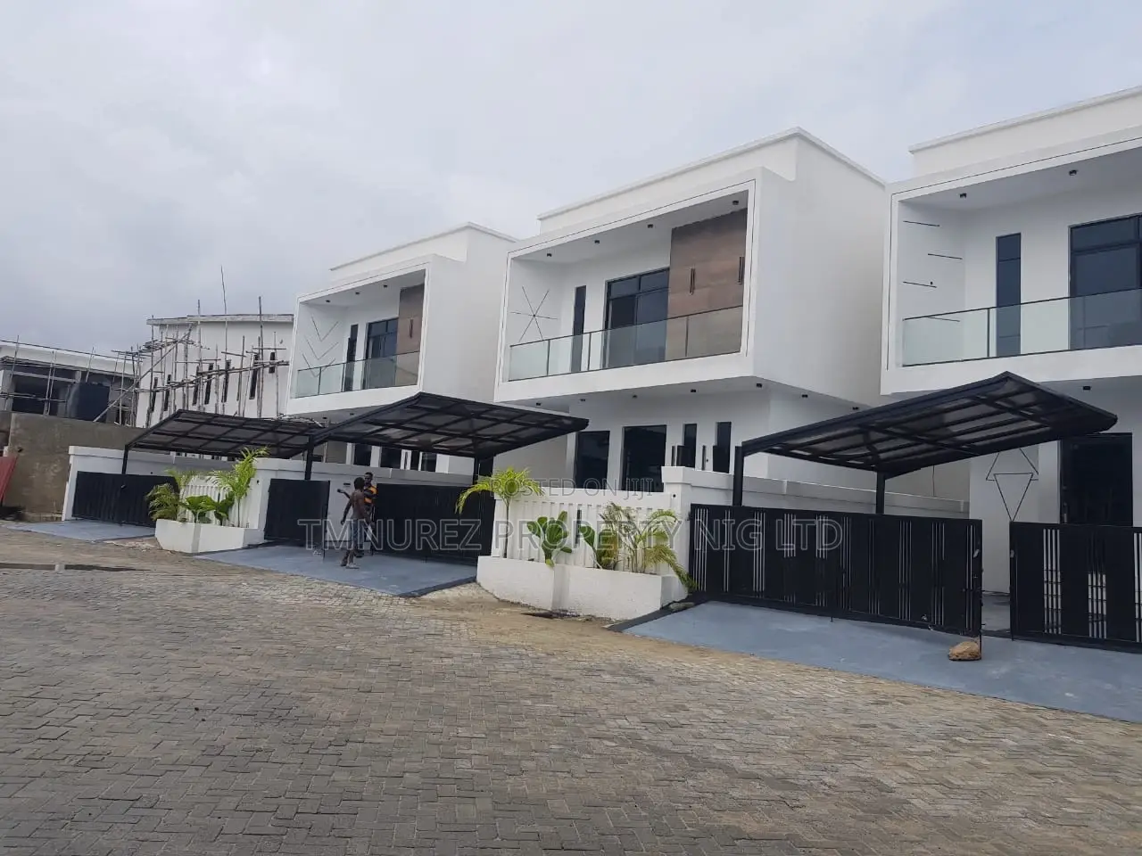 5bdrm Duplex in Orchid Road Ikota, Lekki for sale in Lekki