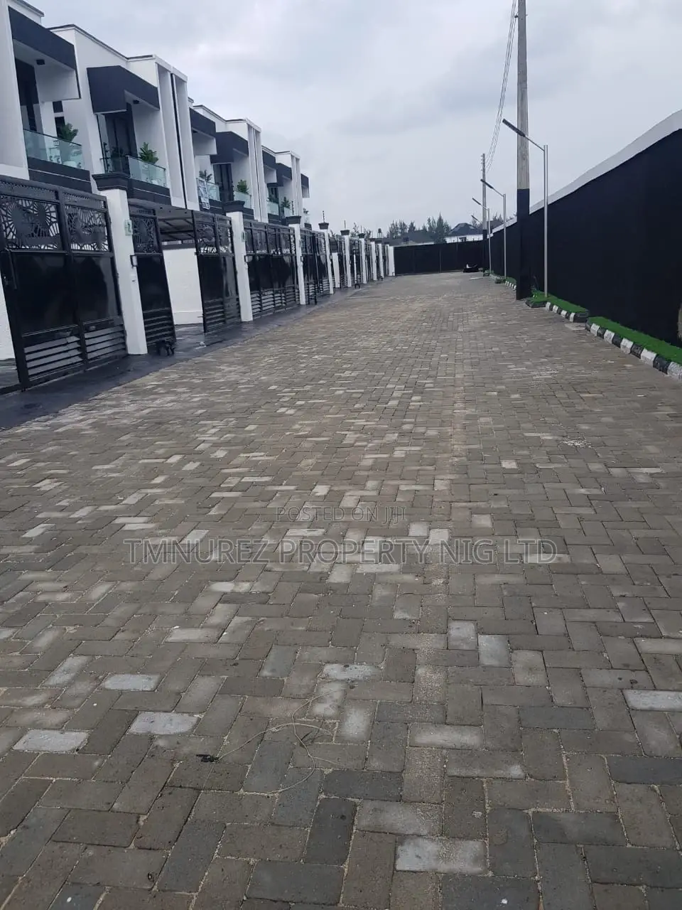 4bdrm Duplex in Orchid Road Zone2, Lekki for sale in Lekki