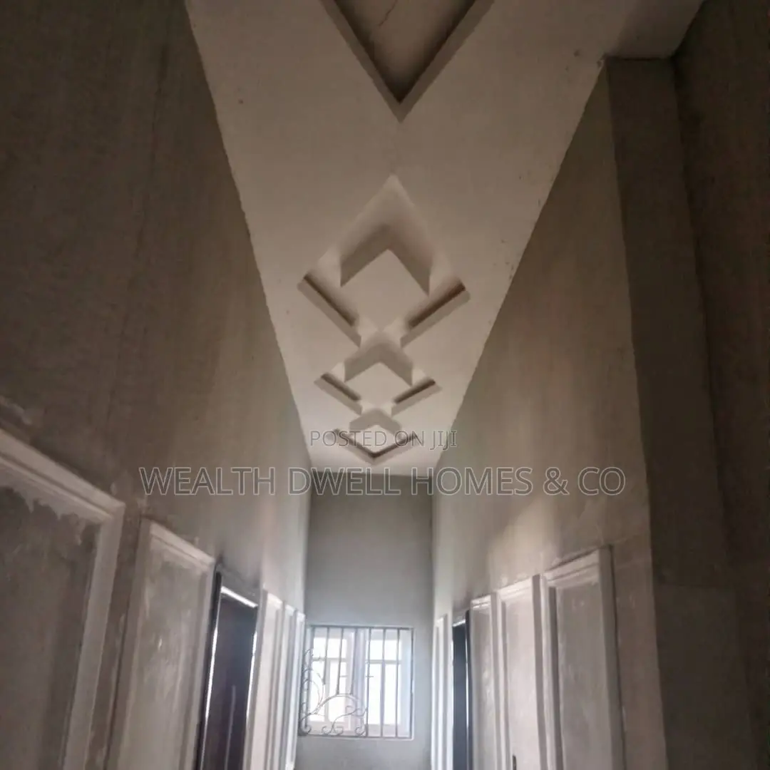 3bdrm Bungalow in Ilekun, Akure for sale in Akure
