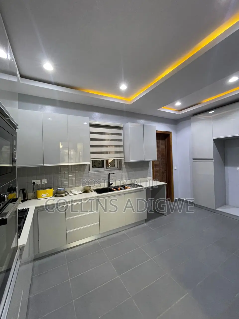 4bdrm Maisonette in Lekki Phase 1 for sale in Lekki Phase 1