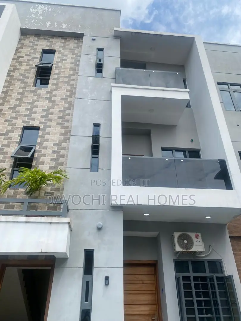 2bdrm Apartment in Abraham Adesanya., Ajah for rent in Ajah