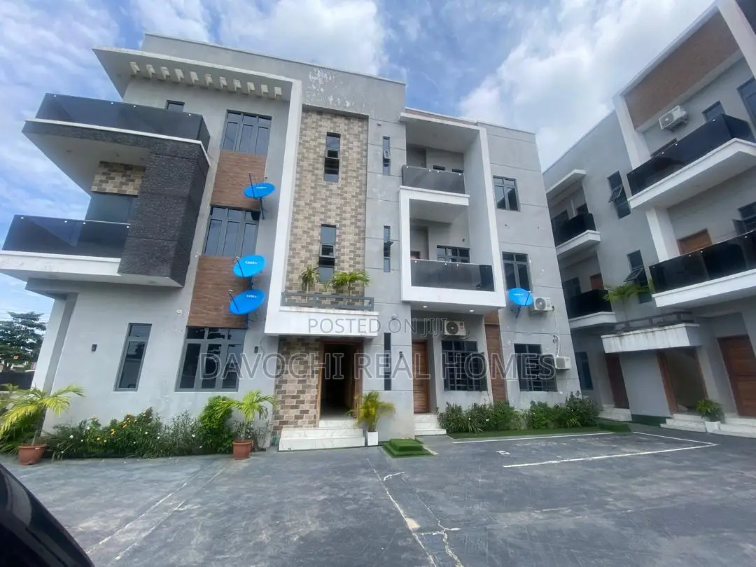 2bdrm Apartment in Abraham Adesanya., Ajah for rent in Ajah