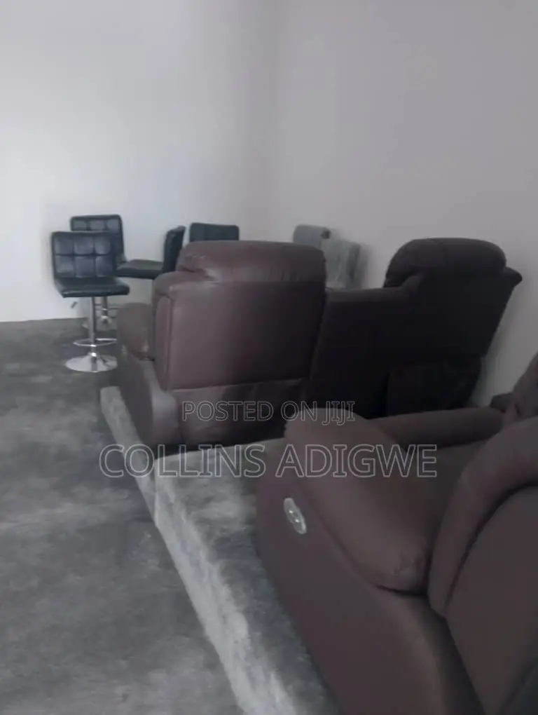 5bdrm Duplex in Lekki Phase 1 for sale in Lekki Phase 1