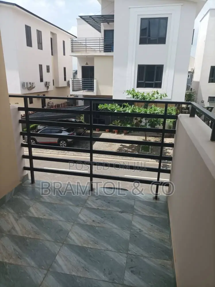 4bdrm Duplex in Wuye for rent in Wuye
