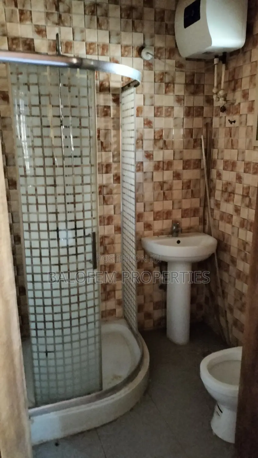 Furnished 2bdrm Bungalow in Balofem Properties &, Abeokuta North in Abeokuta North