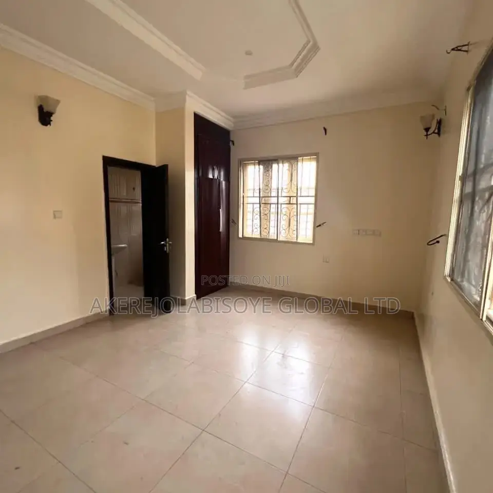 4bdrm Duplex in In An Estate Around for rent in Life Camp