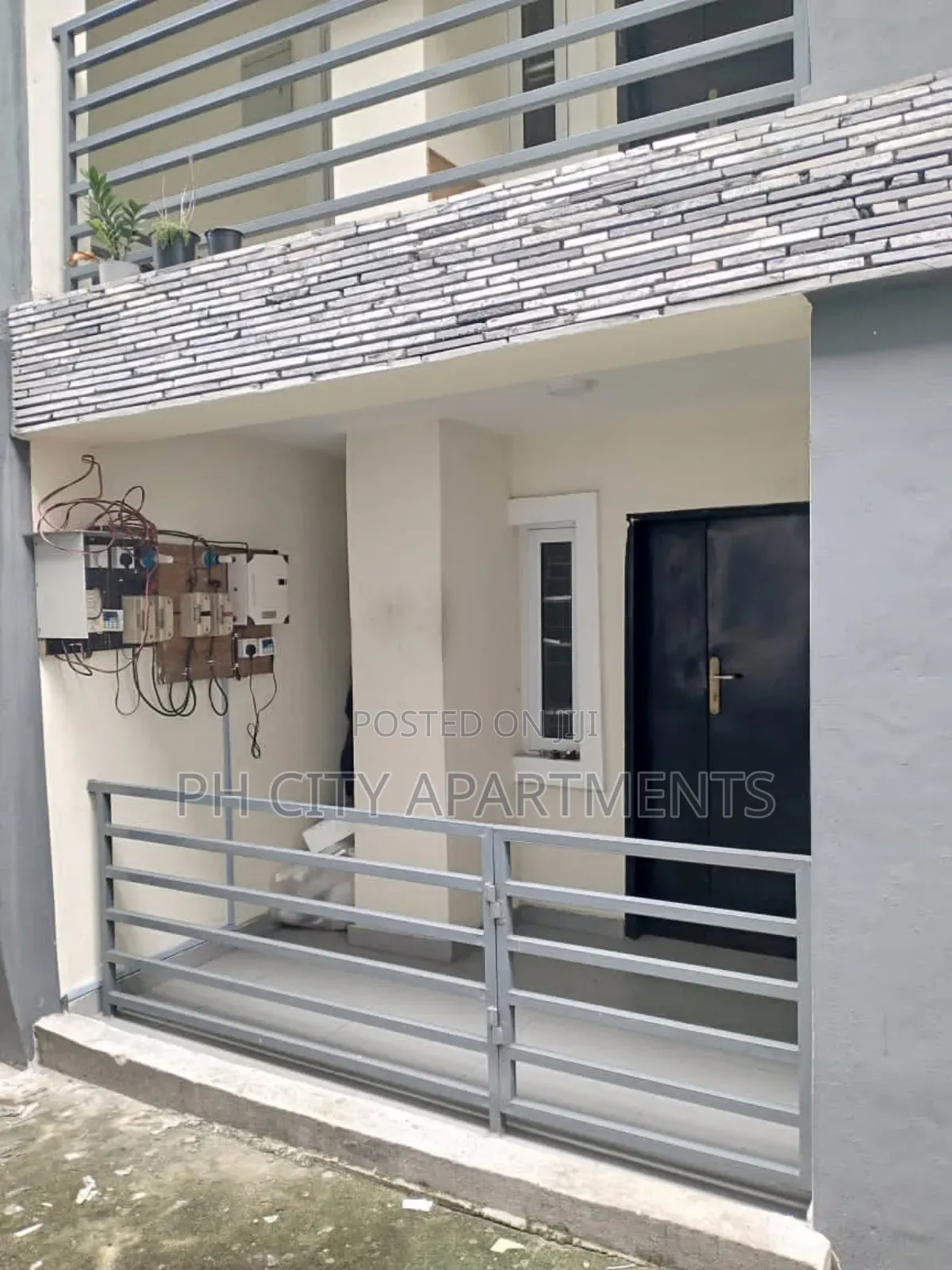 3bdrm Block of Flats in GRA Phase 3 / Port-Harcourt for rent in GRA Phase 3 / Port-Harcourt