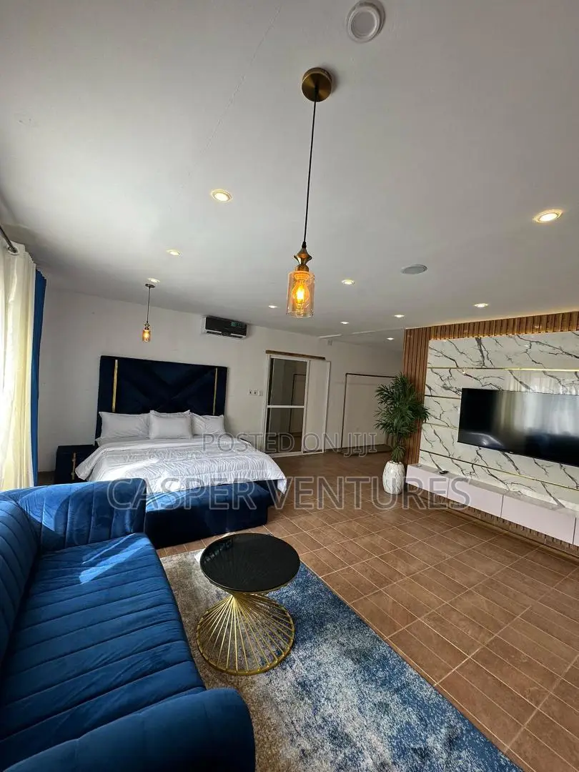 Flashy and Affordable 3bed Shortlet in Lekki Phase 1
