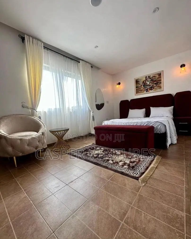 Flashy and Affordable 3bed Shortlet in Lekki Phase 1