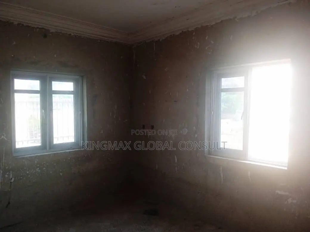 3bdrm Bungalow in Von Garden City, Lugbe District for sale in Lugbe District