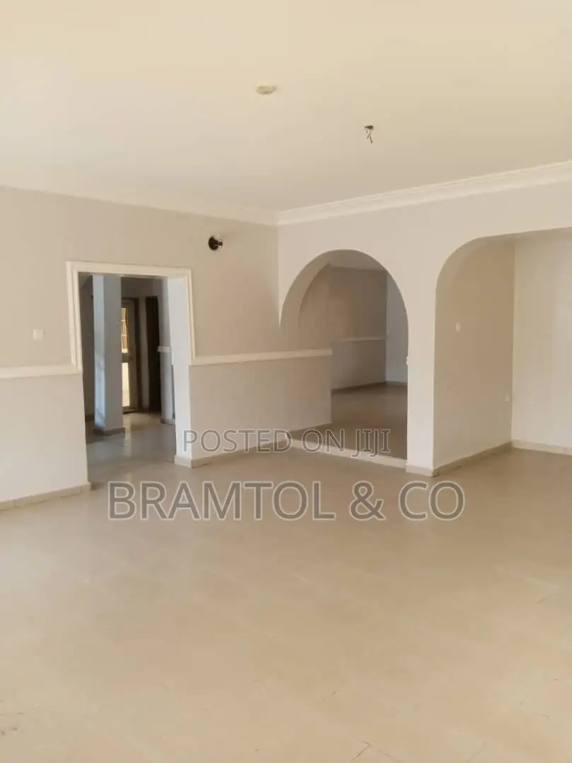 4bdrm Duplex in Kado for rent in Kado