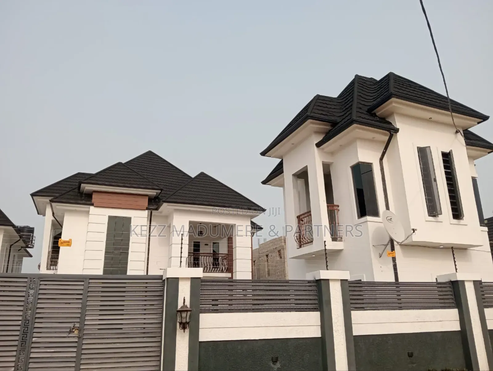 5bdrm Duplex in Gated Estate , Off for sale in Port-Harcourt