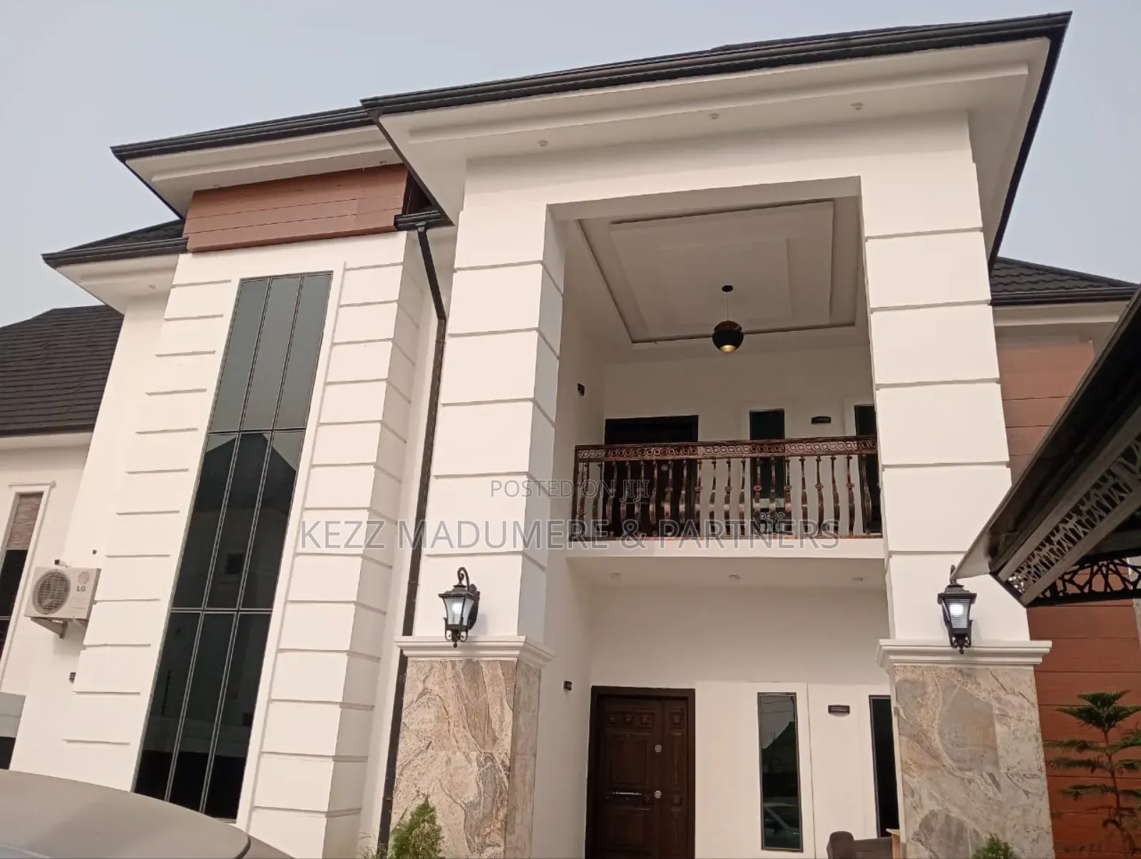 5bdrm Duplex in Gated Estate , Off for sale in Port-Harcourt