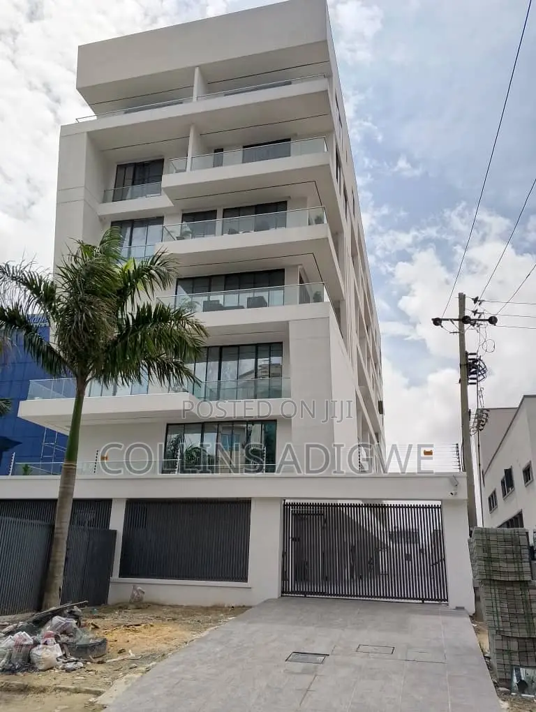 3bdrm Maisonette in Lekki Phase 1 for sale in Lekki Phase 1
