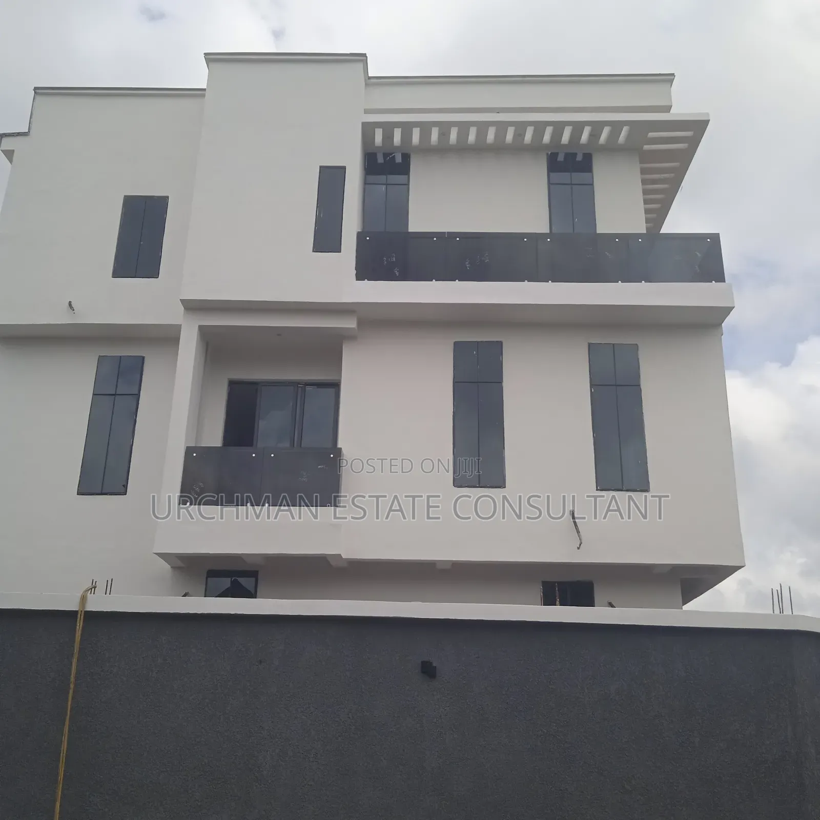 Furnished 4bdrm Duplex in Unity Estate, Apple Junction for sale in Apple Junction
