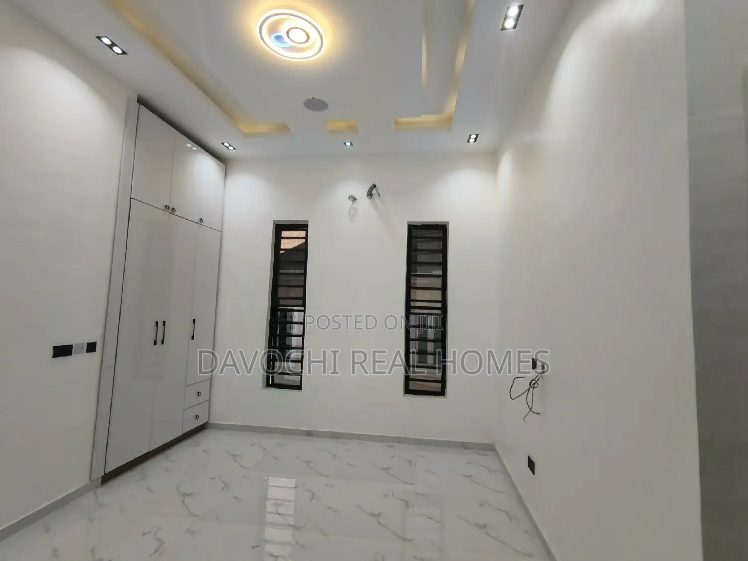 5bdrm Duplex in Ikate, Lekki for sale in Lekki