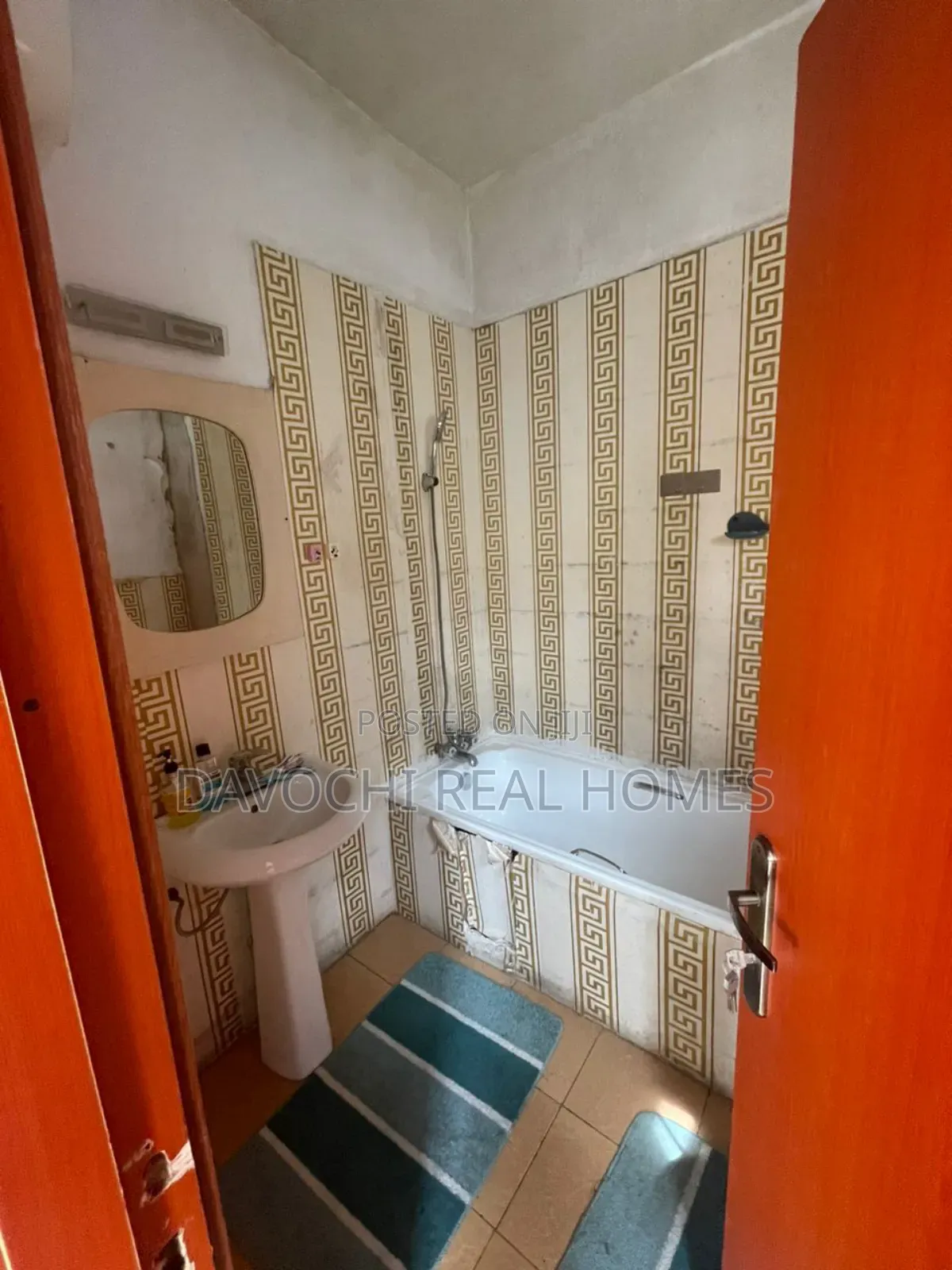 3bdrm Apartment in Prime Water Estate, Lekki for rent in Lekki
