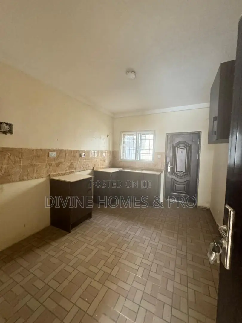 4bdrm Duplex in Life Camp for rent in Life Camp