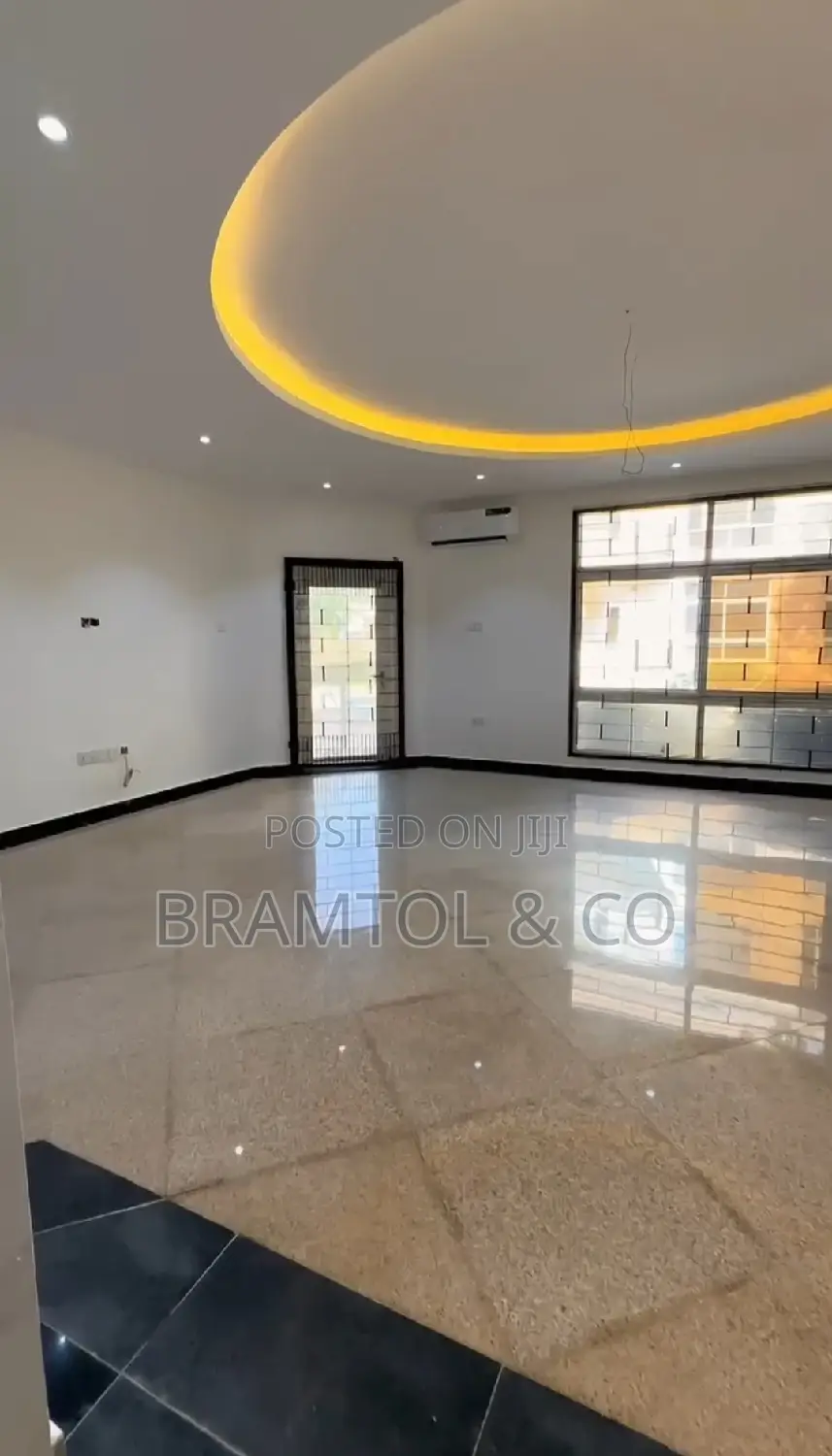 3bdrm Block of Flats in Wuse 2 for rent in Wuse 2