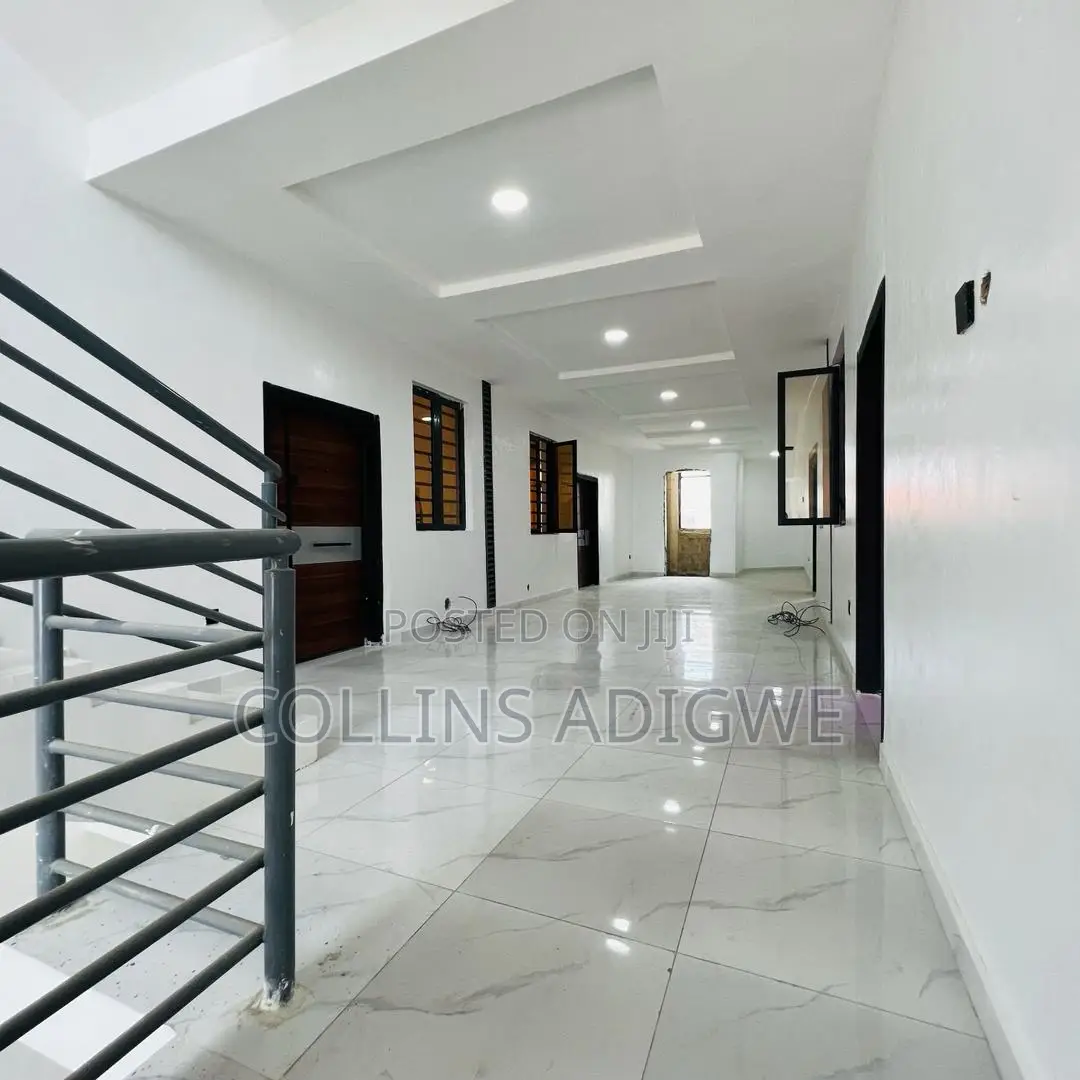 2bdrm Apartment in Nicontown Lekki for sale in Nicon Town