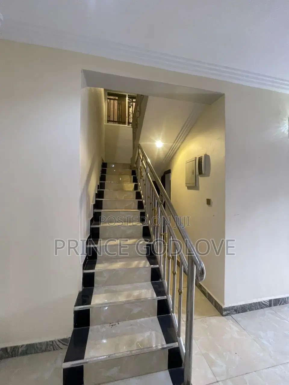 5bdrm Duplex in Garki for sale in Garki