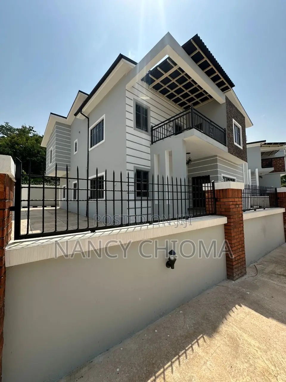 Furnished 4bdrm Duplex in Independent Layout, Enugu for sale in Enugu