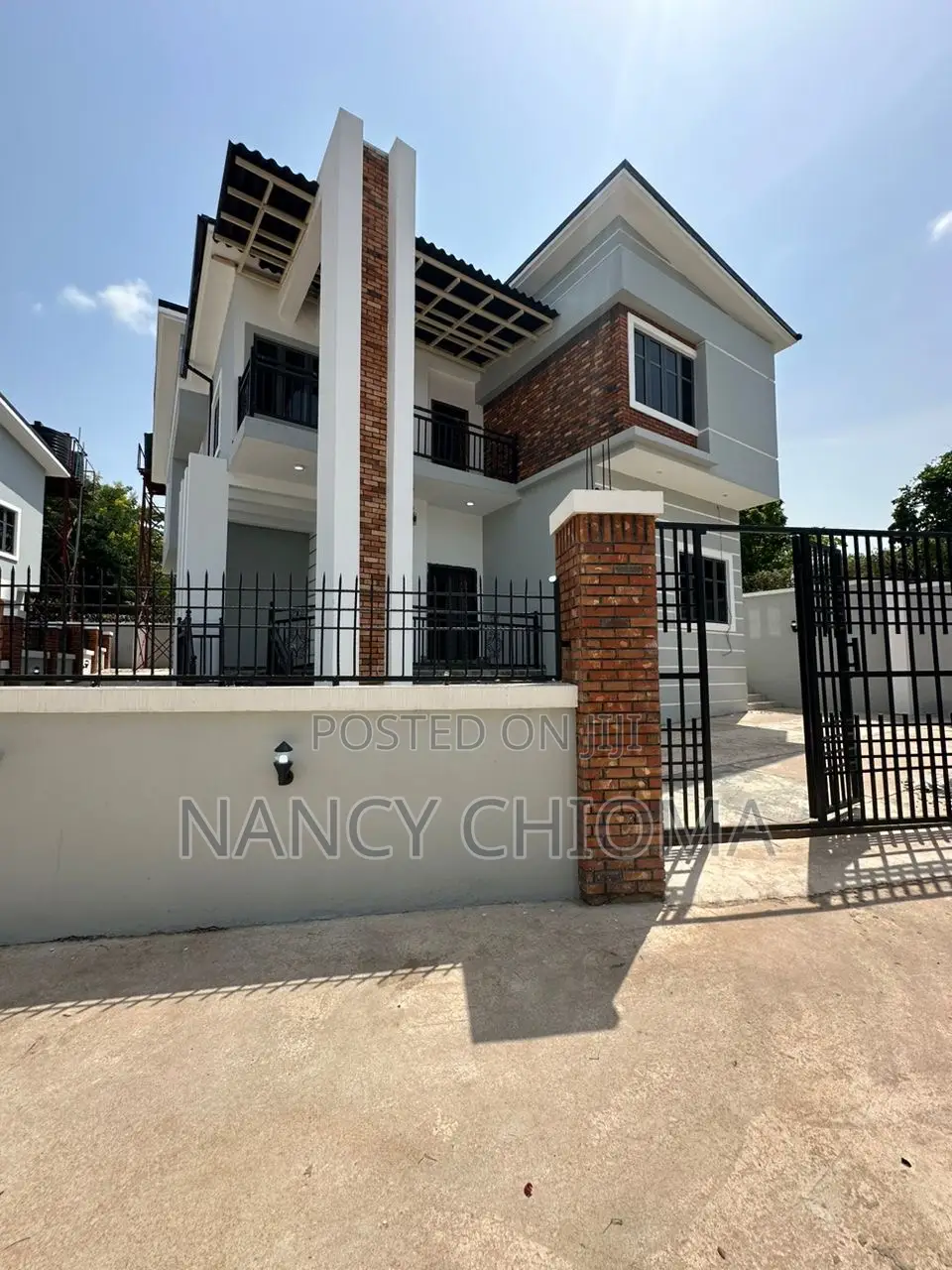 Furnished 4bdrm Duplex in Independent Layout, Enugu for sale in Enugu