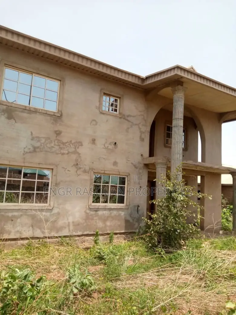 4bdrm Duplex in Pipeline, Ilorin South for sale in Ilorin South