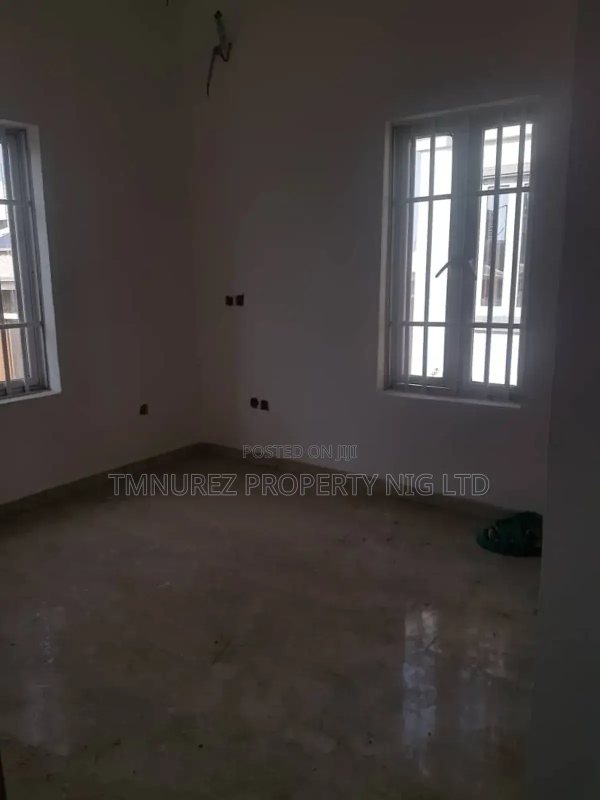 5bdrm Duplex in Madam Cellular, Agungi for sale in Agungi