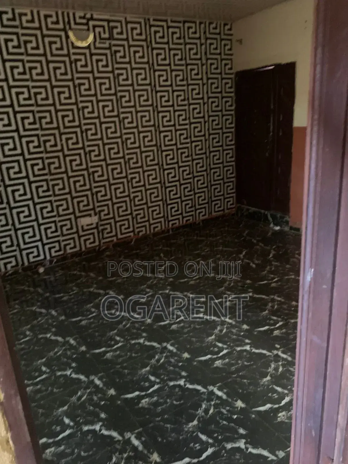 2bdrm Apartment in Peanut Road, Benin City for rent in Benin City