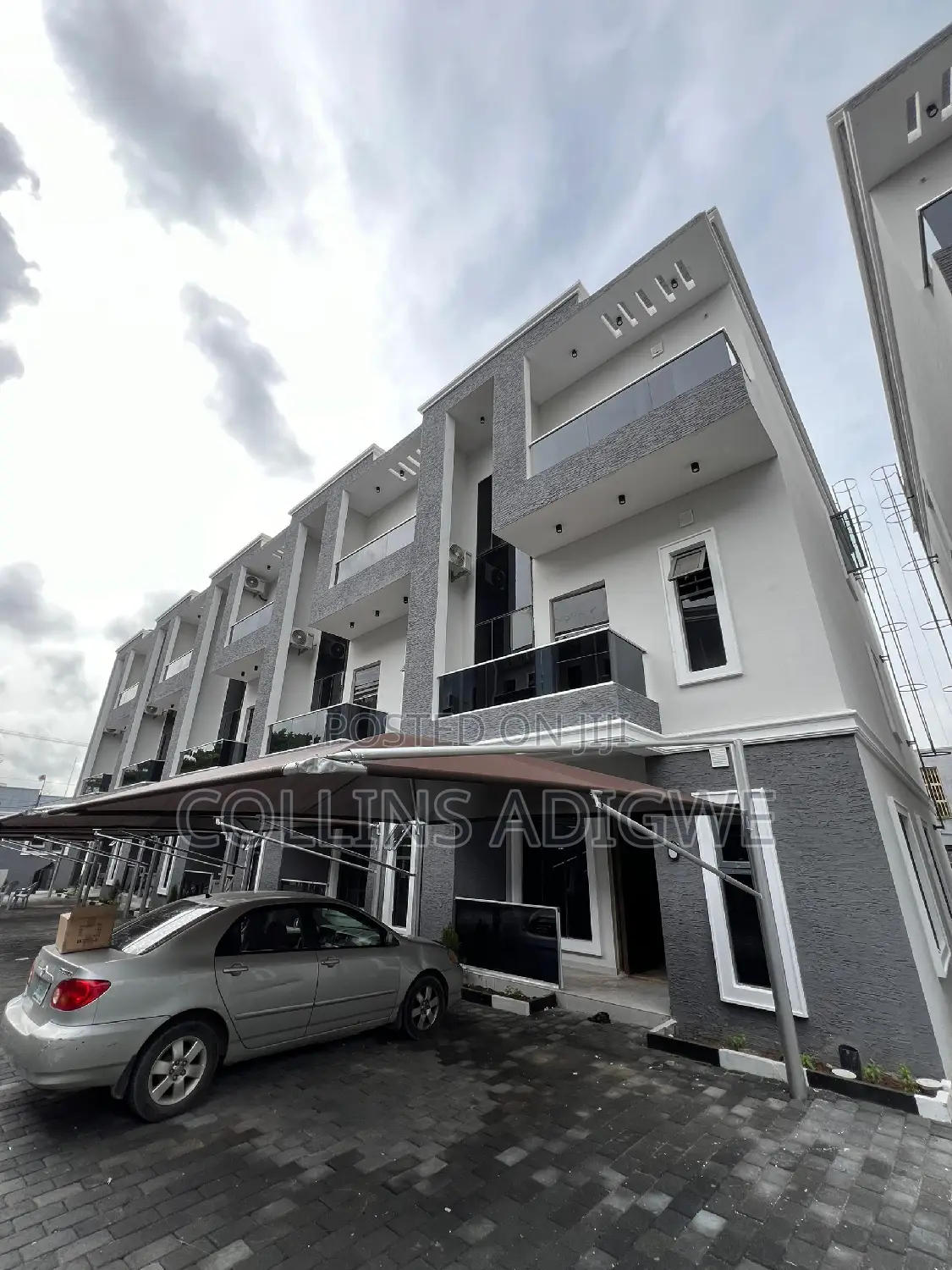 4bdrm Duplex in Victoria Island for sale in Victoria Island
