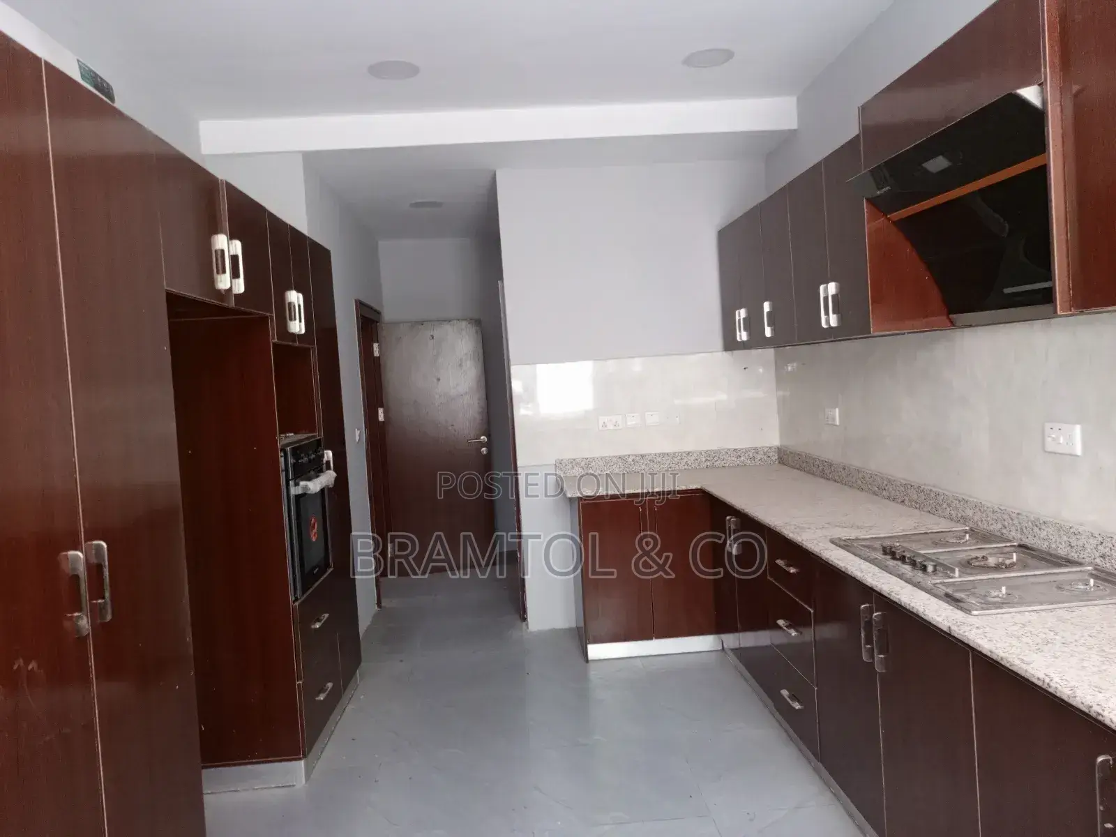 4bdrm Townhouse / Terrace in Guzape District for rent in Guzape District
