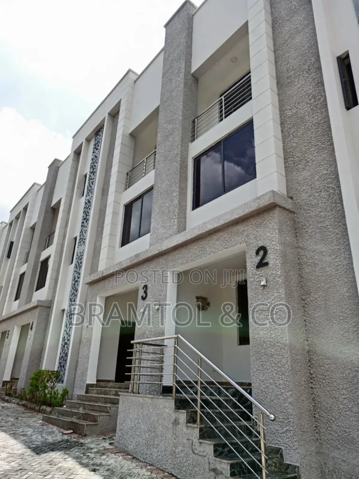 4bdrm Townhouse / Terrace in Guzape District for rent in Guzape District