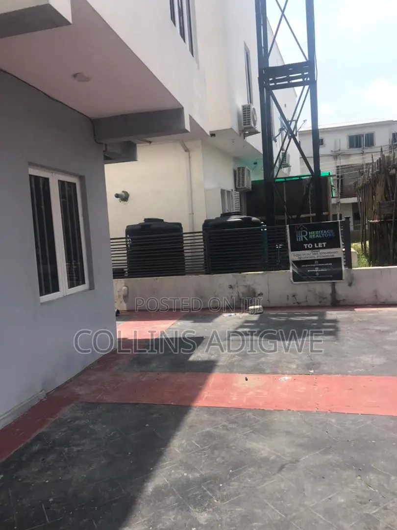 2bdrm Apartment in Orchid Road, Chevron for rent in Chevron