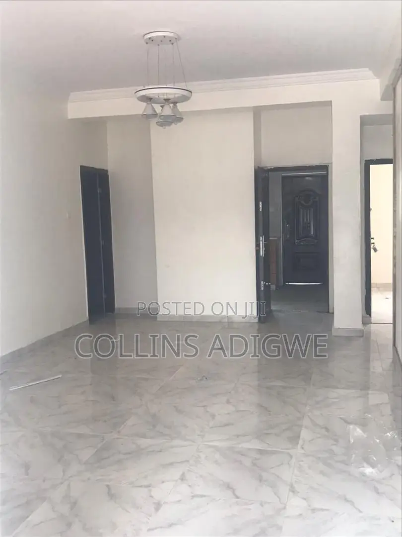 2bdrm Apartment in Orchid Road, Chevron for rent in Chevron