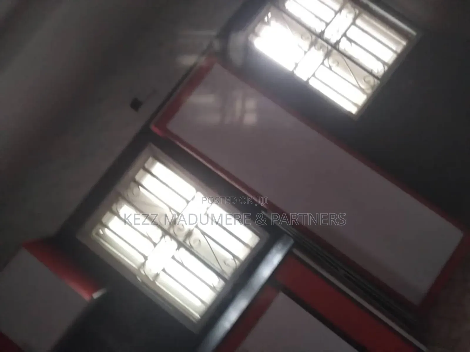 2bdrm Duplex in Sars Road , Port for rent in Port-Harcourt