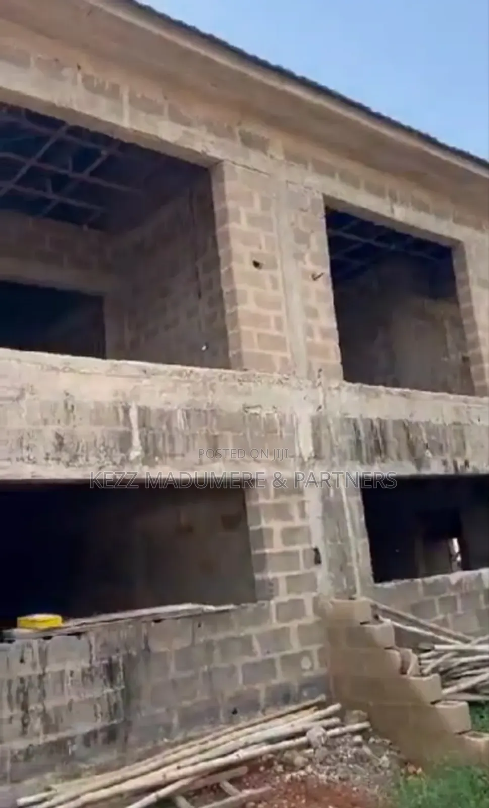 10bdrm Duplex in Near Republic Estate for sale in Enugu