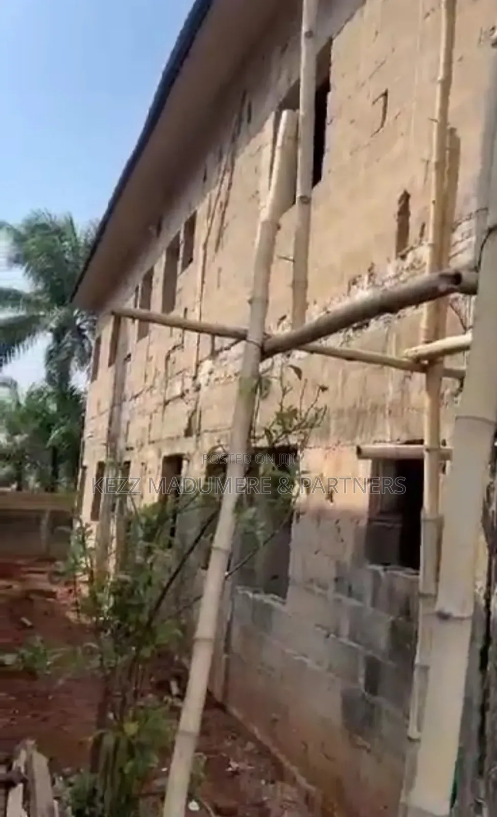 10bdrm Duplex in Near Republic Estate for sale in Enugu