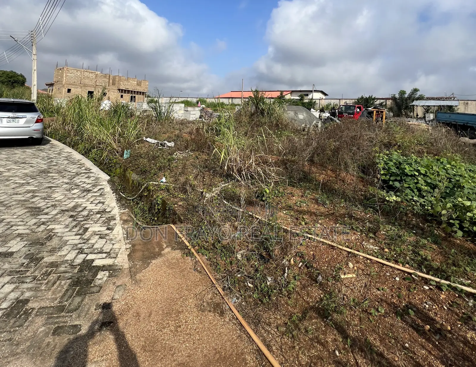 1000 SQM Land for Sale in Lèrè Adigun Gra Bcos Basorun Ib in Basorun