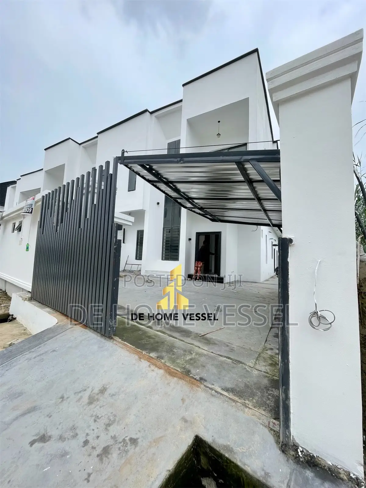 4bdrm Duplex in VGC / Ajah for sale in VGC / Ajah