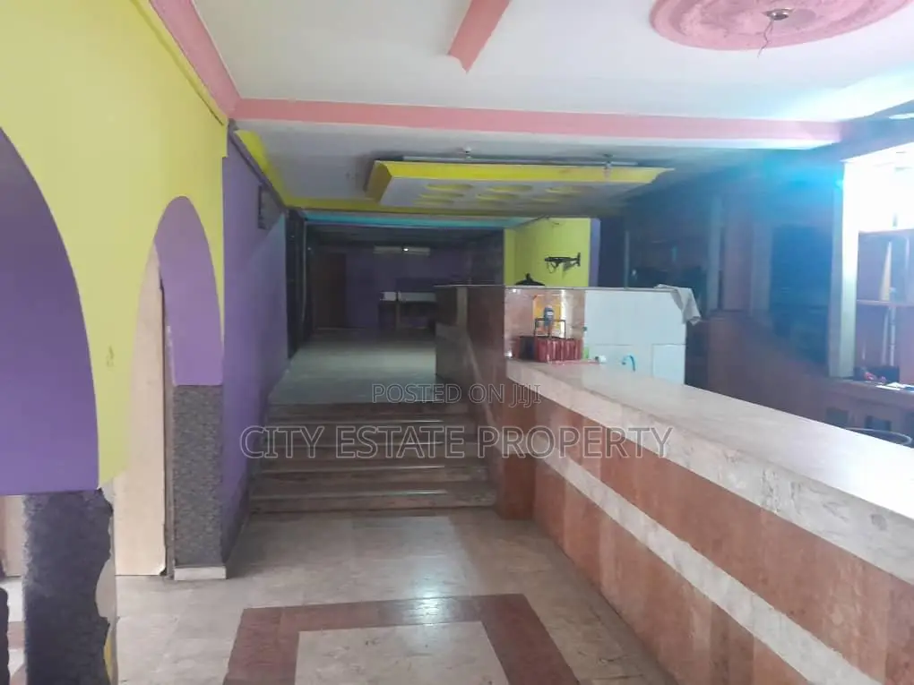 Hotel for Sale in Rumuomasi Portharcourt in Port-Harcourt
